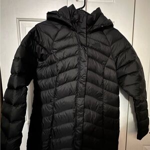 THE NORTH FACE TRANSIT DOWN JACKET - BLACK - Women’s SIZE MEDIUM